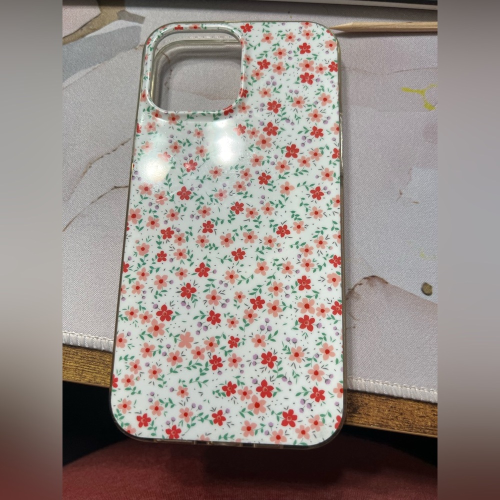 Poppy iPhone 12/13 pro max mag safe case